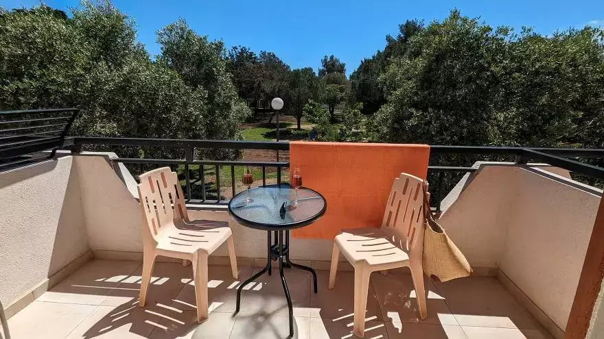 Terrasse individuelle hébergement du Domaine d'Agde