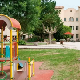 Aire de jeux enfants VTF Bédoin